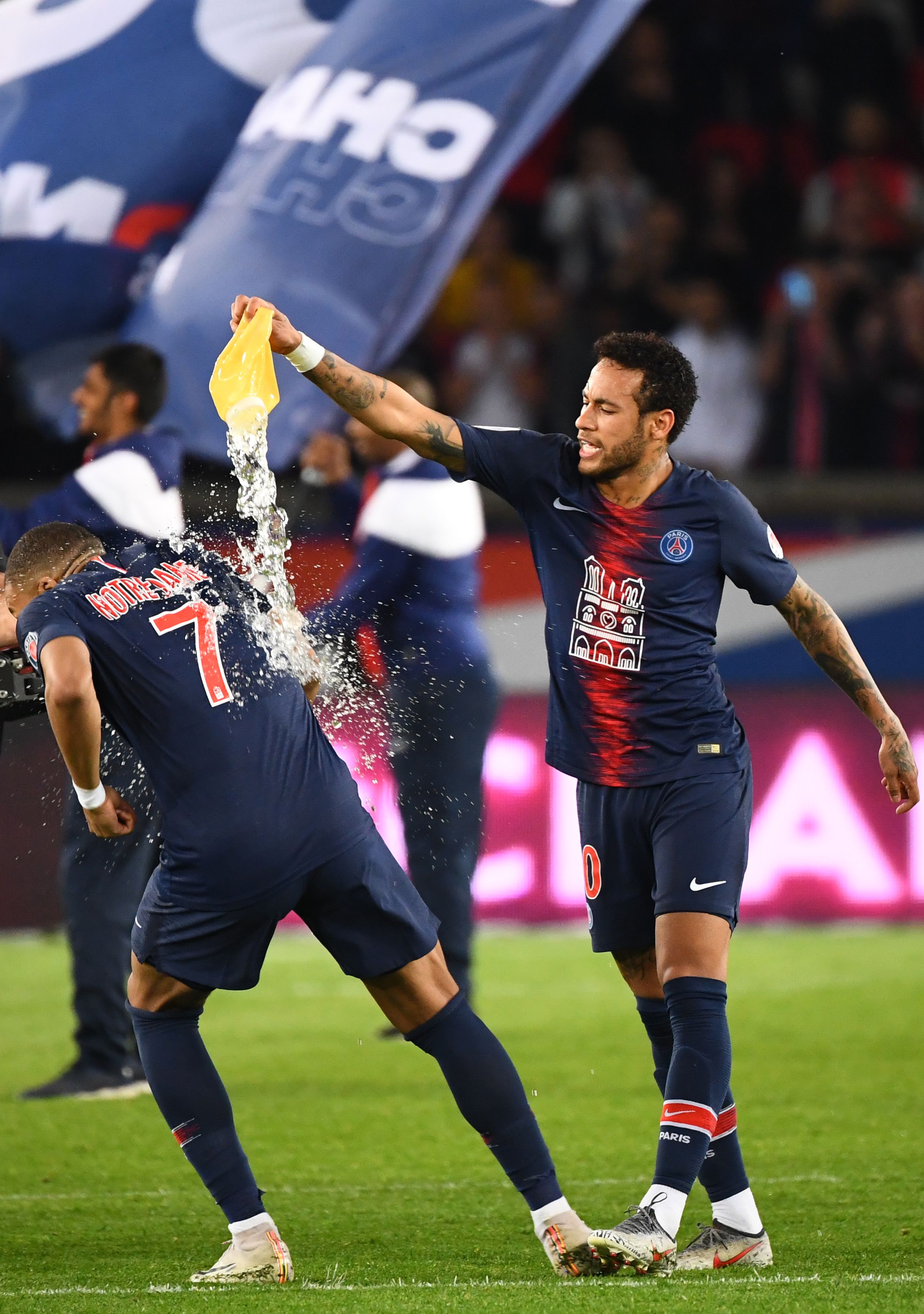 落在关键节 落在关键节